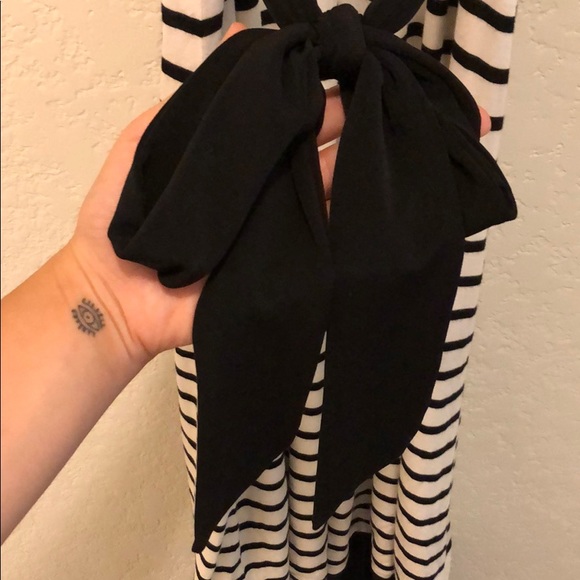 Express black and white stripe maxi dress - Picture 5 of 8